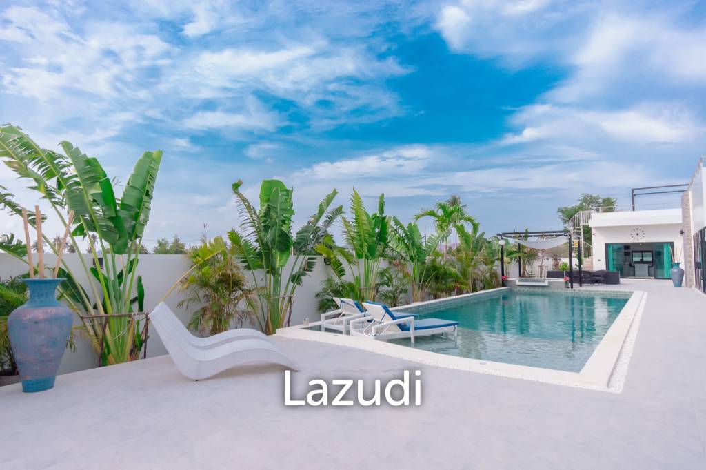 STUNNING MODERN 6 BED POOL VILLA