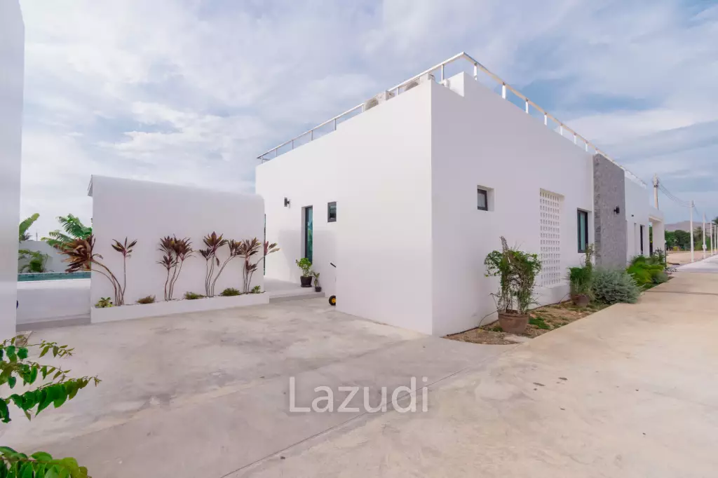 DESTINY : STUNNING MODERN 6 BED POOL VILLA