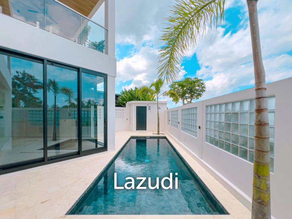 Five Bedroom High-Tech Smart Villa in Pererenan (Tumbak Bayuh) - Freehold