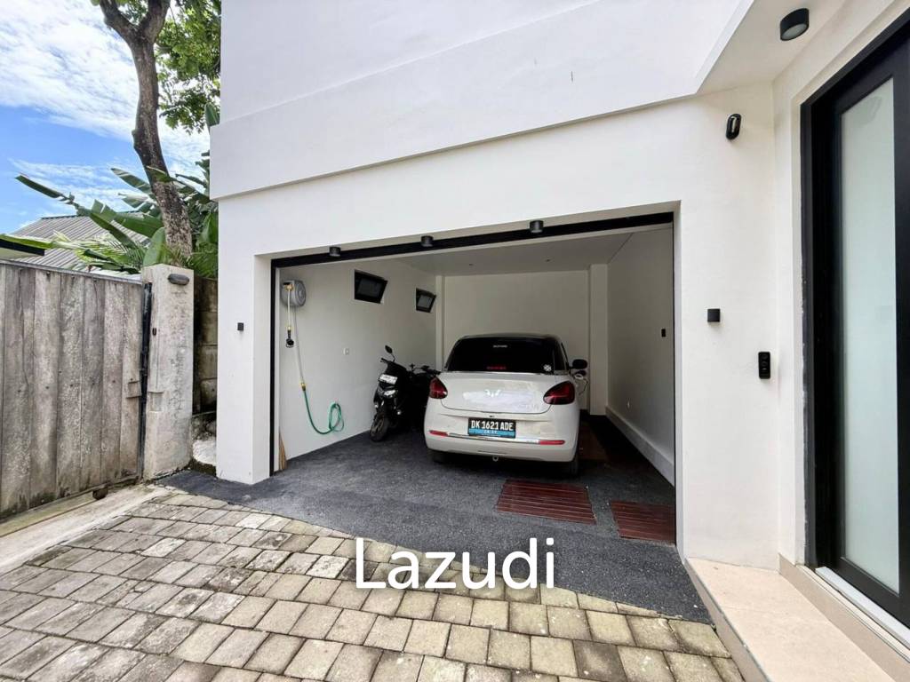Five Bedroom High-Tech Smart Villa in Pererenan (Tumbak Bayuh) - Freehold