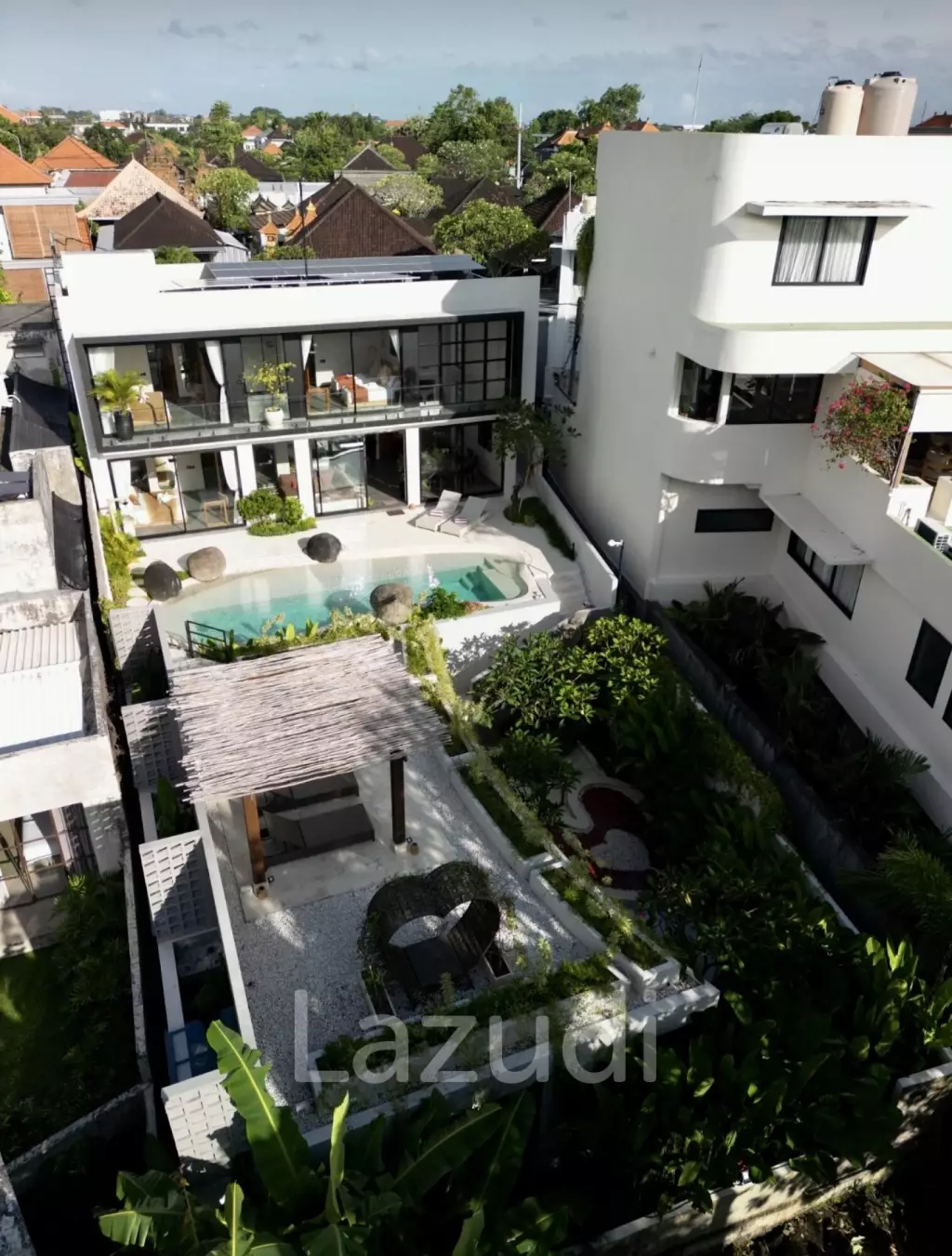 Luxury Six Bedroom Leasehold Villa in the Heart of Pererenan