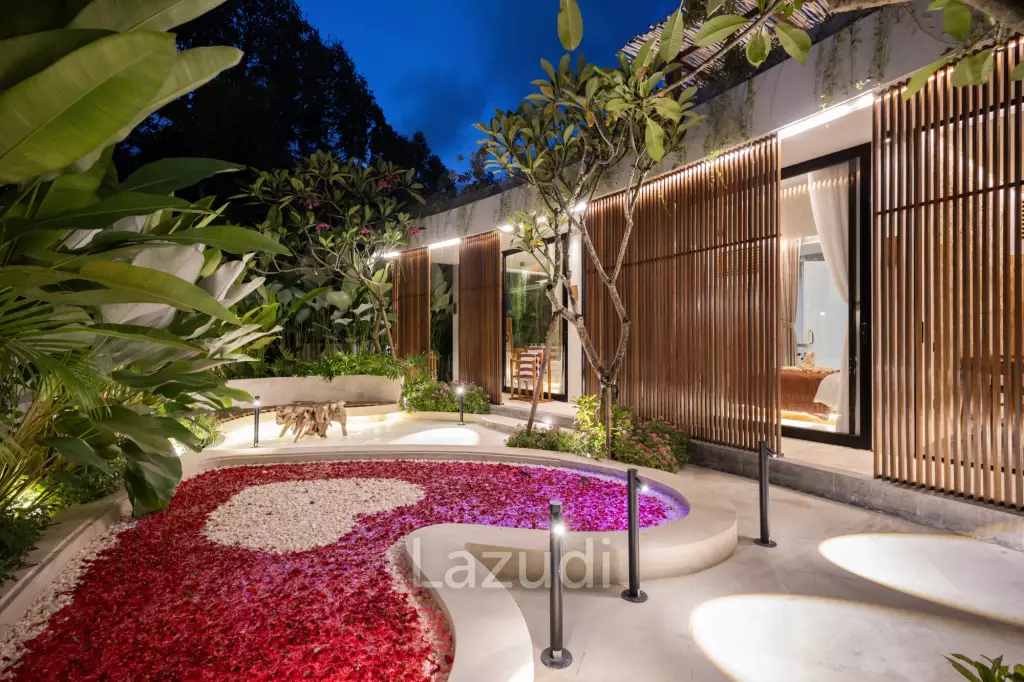 Luxury Six Bedroom Leasehold Villa in the Heart of Pererenan