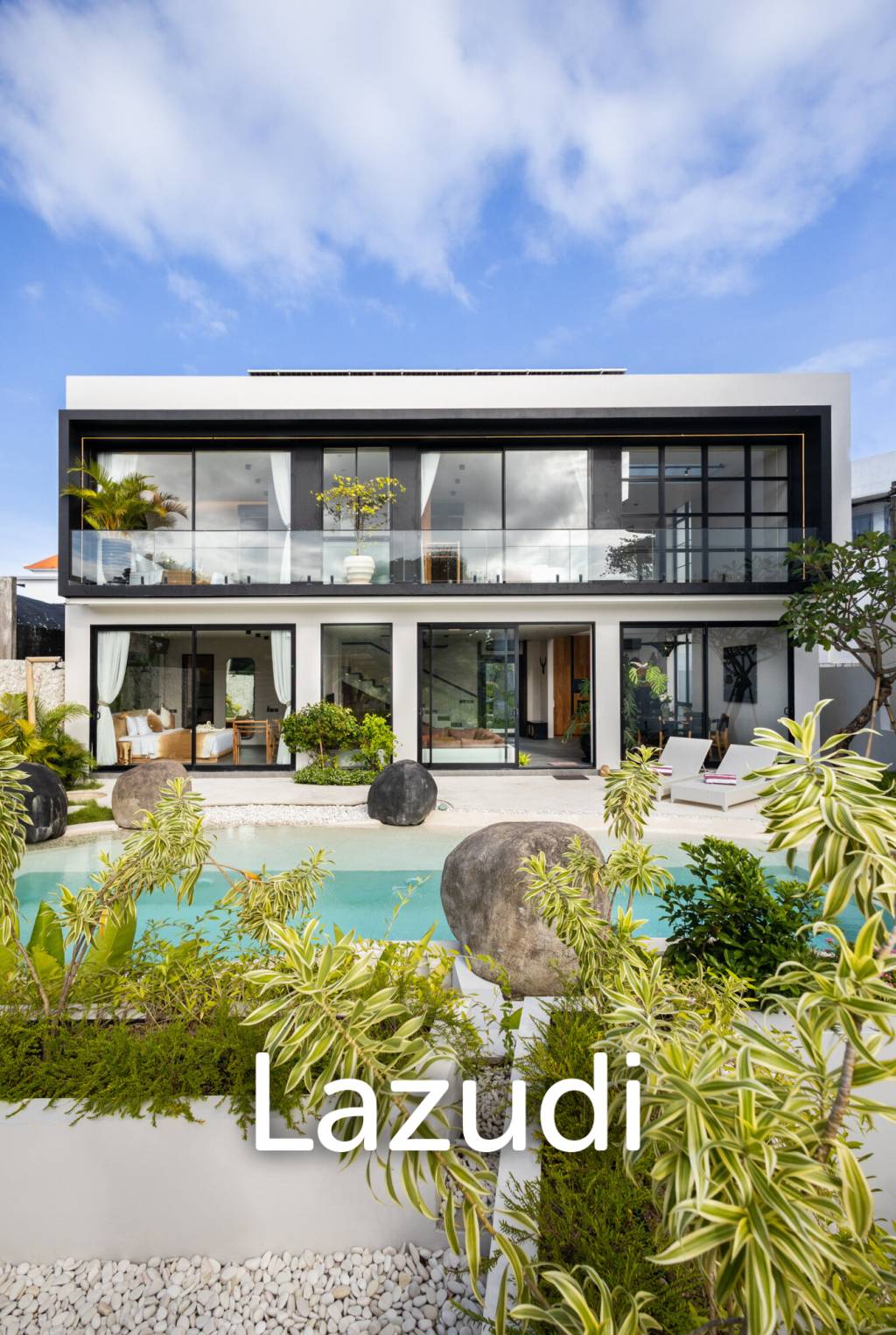 Luxury Six Bedroom Leasehold Villa in the Heart of Pererenan