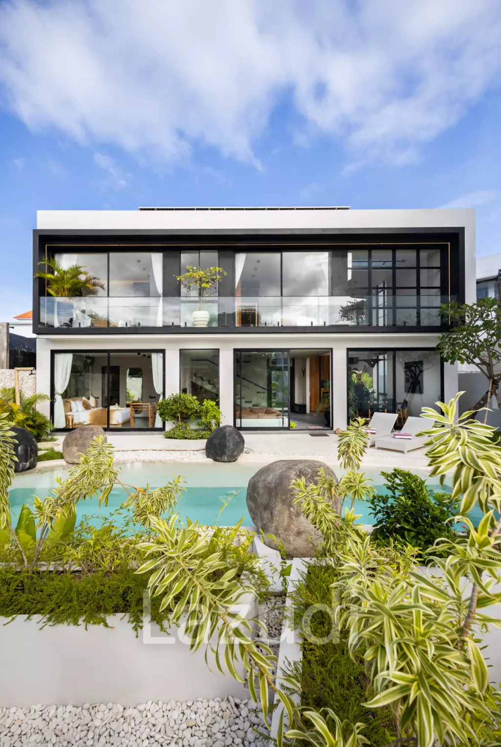 Luxury Six Bedroom Leasehold Villa in the Heart of Pererenan