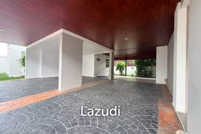Exceptional Double-Plot Residence for Sale Pruksa Nara