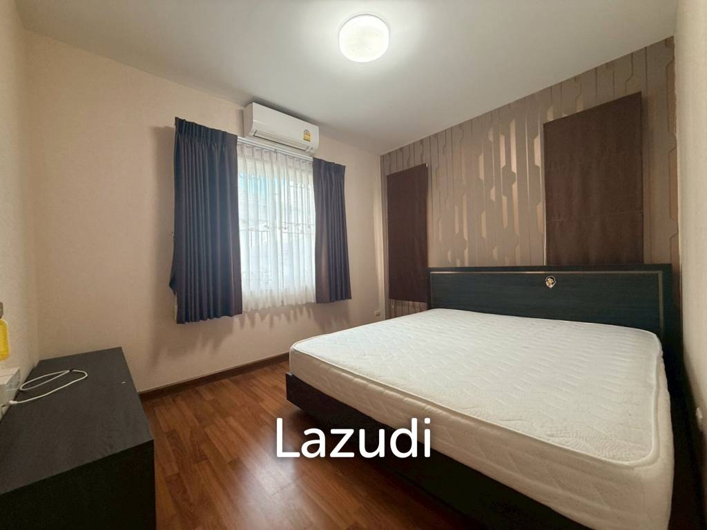 Exceptional Double-Plot Residence for Sale Pruksa Nara