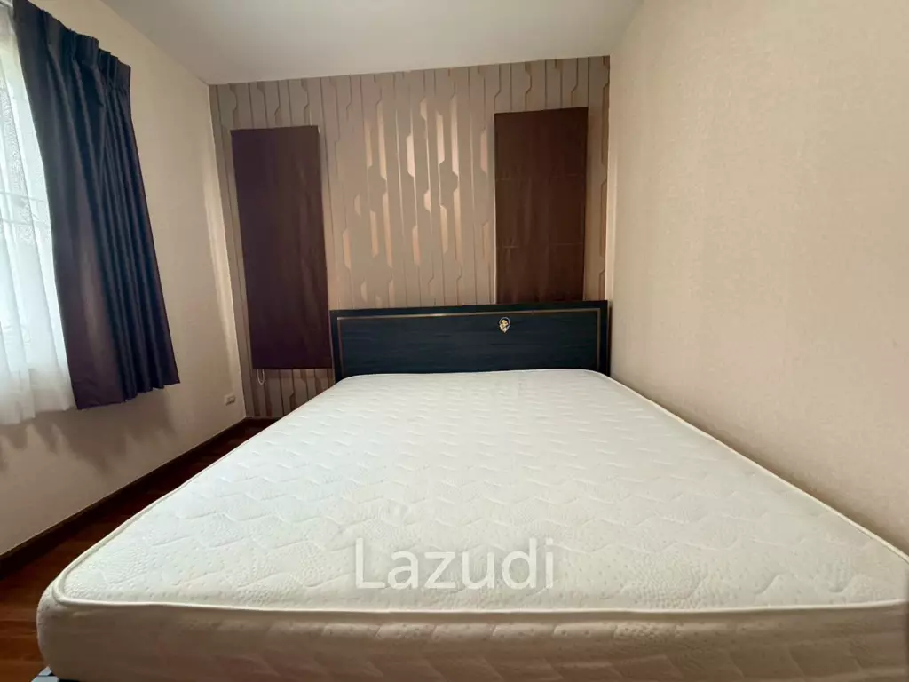 Exceptional Double-Plot Residence for Sale Pruksa Nara