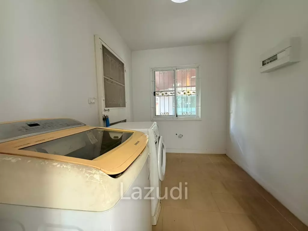 Exceptional Double-Plot Residence for Sale Pruksa Nara
