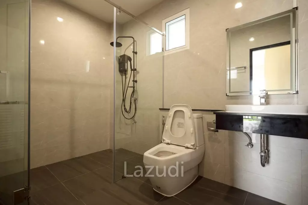 2 Storey 4 Bedrooms House with Swimming pool House for sale