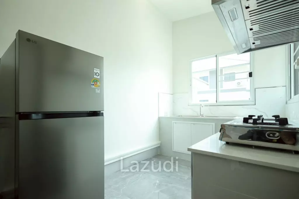 2 Storey 4 Bedrooms House with Swimming pool House for sale