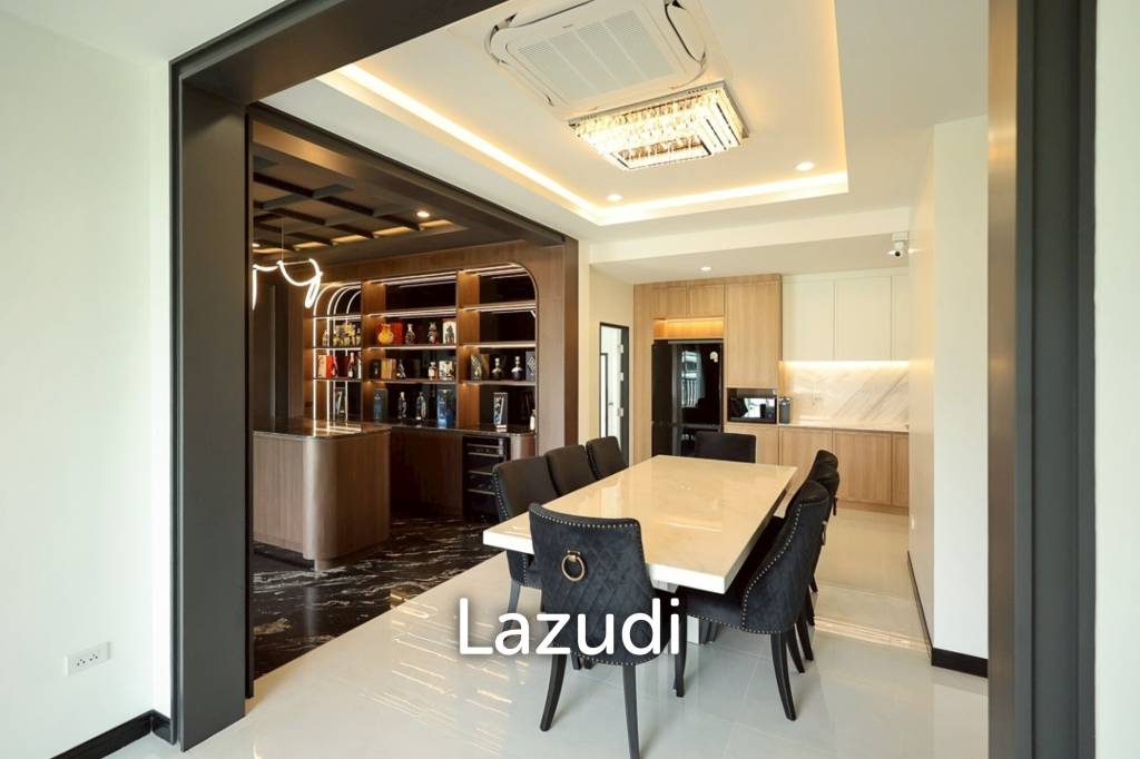 2 Storey 4 Bedrooms House with Swimming pool House for sale