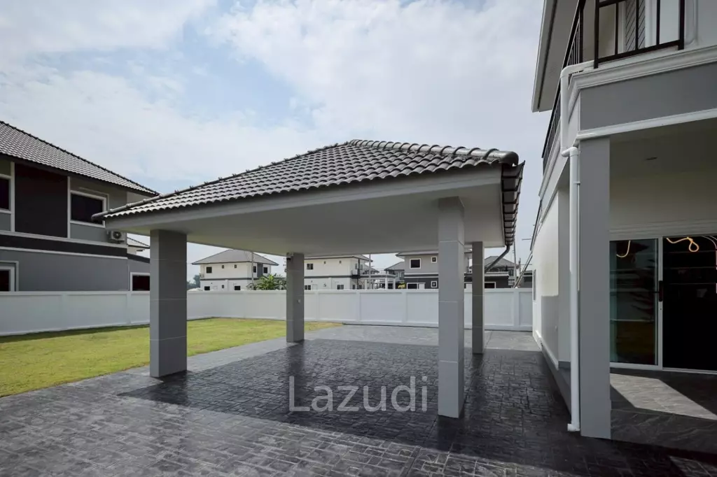 2 Storey 4 Bedrooms House with Swimming pool House for sale