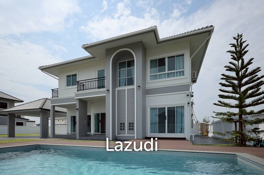 2 Storey 4 Bedrooms House with Swimming pool House for sale