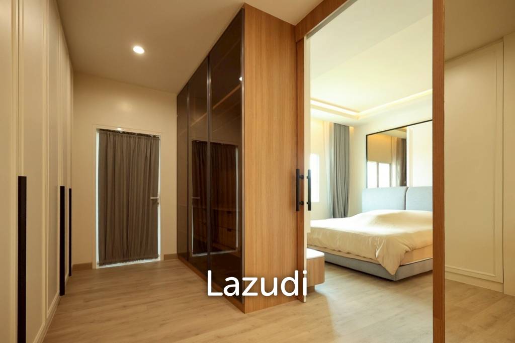 2 Storey 4 Bedrooms House with Swimming pool House for sale