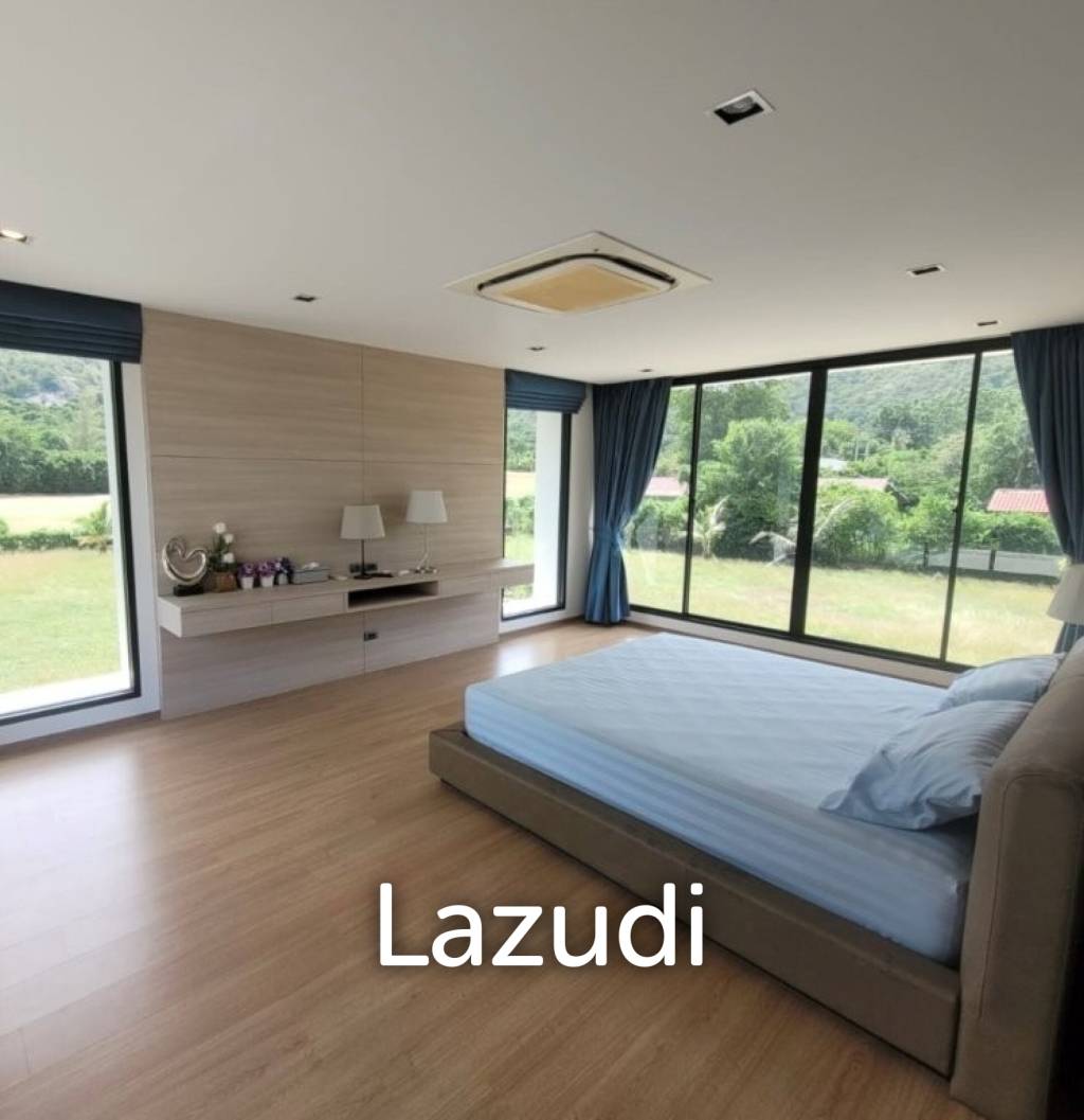 Kao Tao : Great Design 2 storey 4 bed pool villa over looking Golf Course and 2 mins walk to the Beach