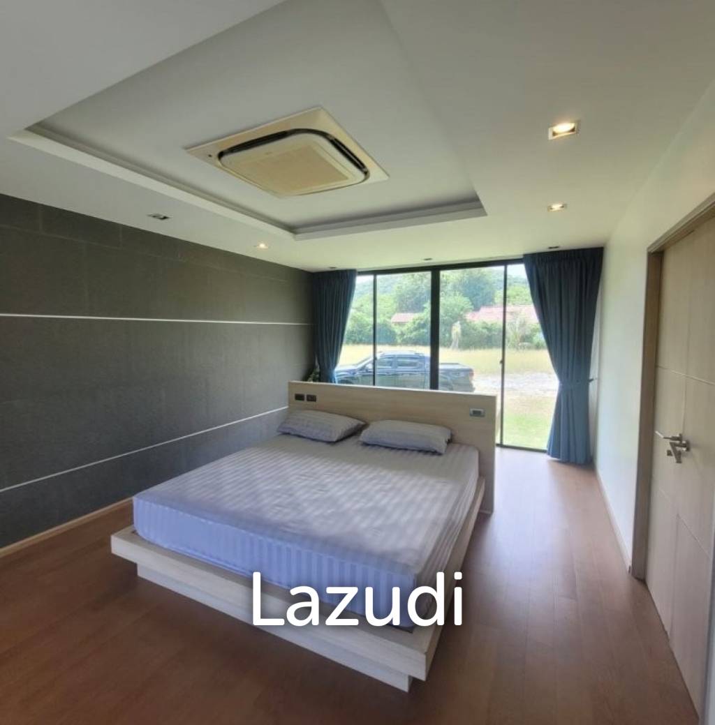 Kao Tao : Great Design 2 storey 4 bed pool villa over looking Golf Course and 2 mins walk to the Beach