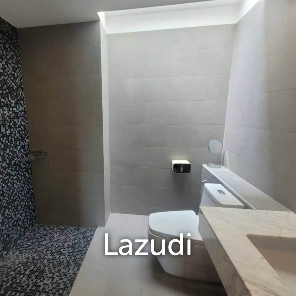 Kao Tao : Great Design 2 storey 4 bed pool villa over looking Golf Course and 2 mins walk to the Beach