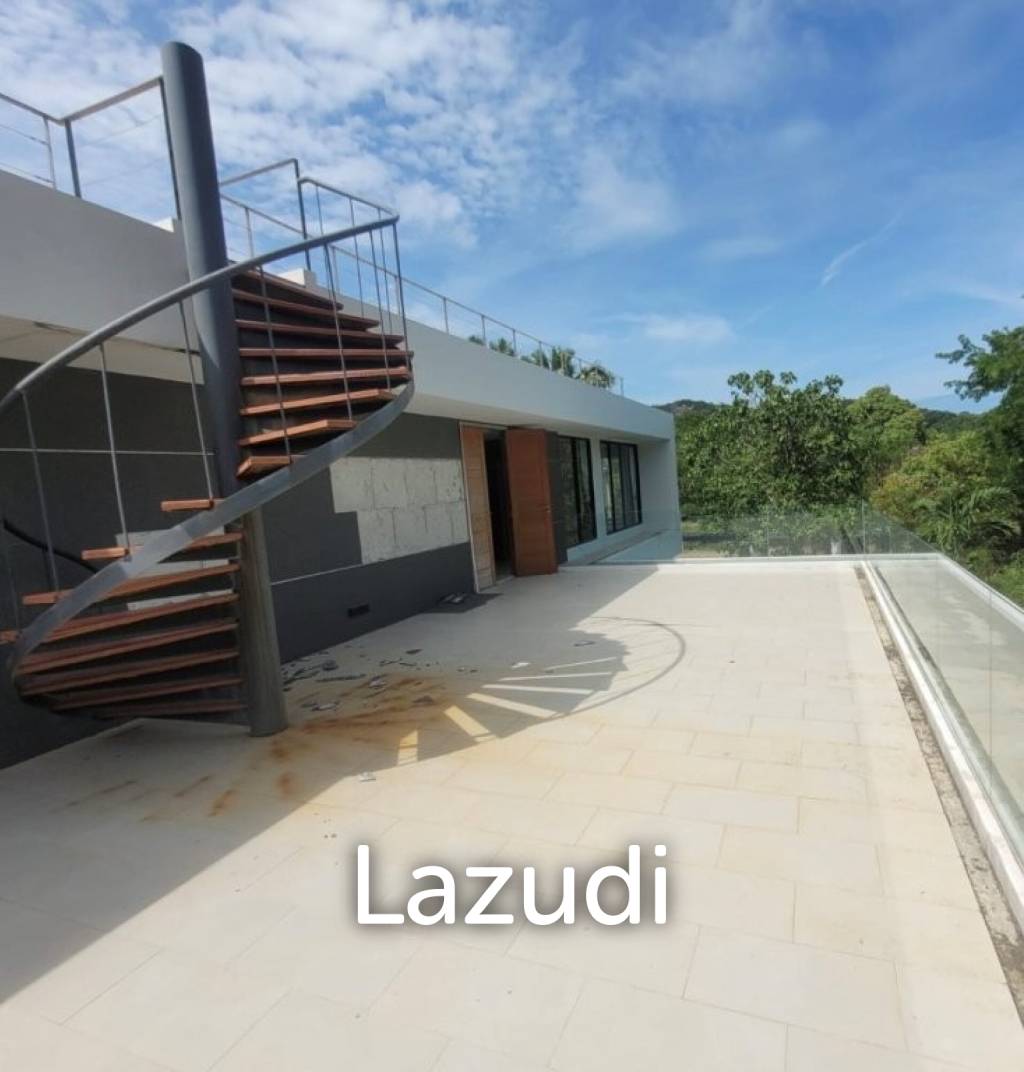 Kao Tao : Great Design 2 storey 4 bed pool villa over looking Golf Course and 2 mins walk to the Beach