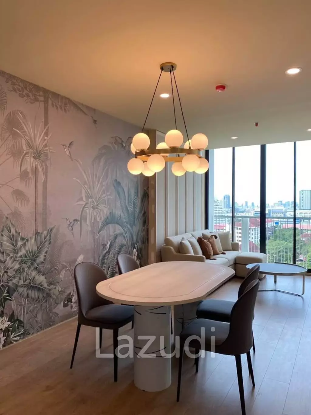 68 sqm 2 Bed Condo Noble Recole Sukhumvit 19 Bangkok