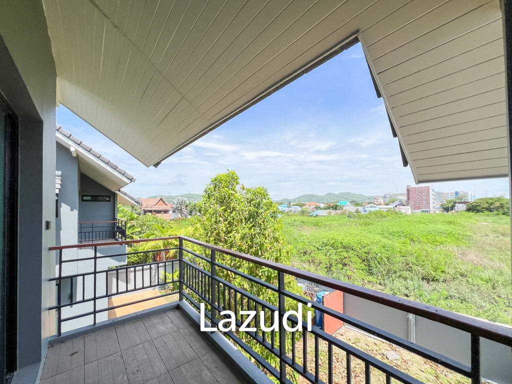 Townhouse with garden in Hua Hin Country hill 1