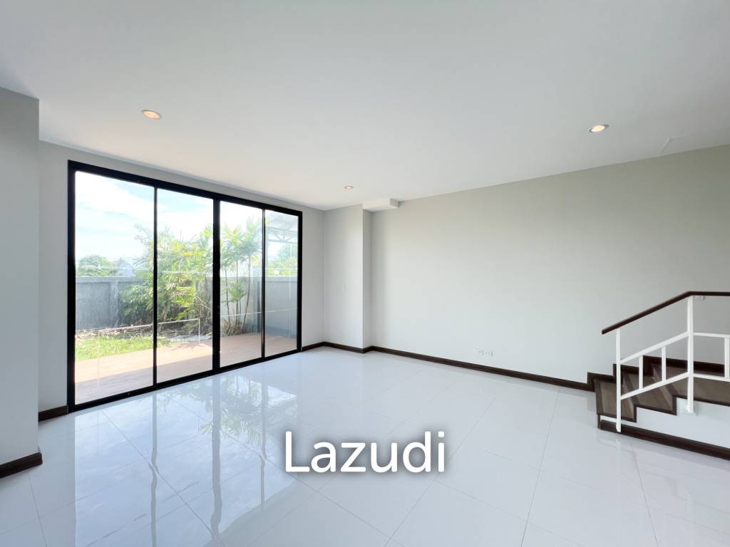 Townhouse with garden in Hua Hin Country hill 1