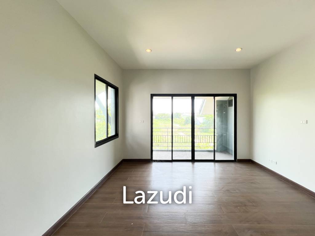 Townhouse with garden in Hua Hin Country hill 1
