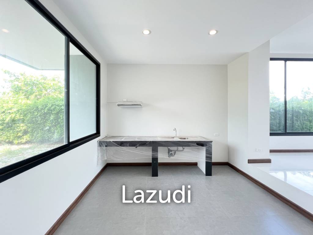 Townhouse with garden in Hua Hin Country hill 1