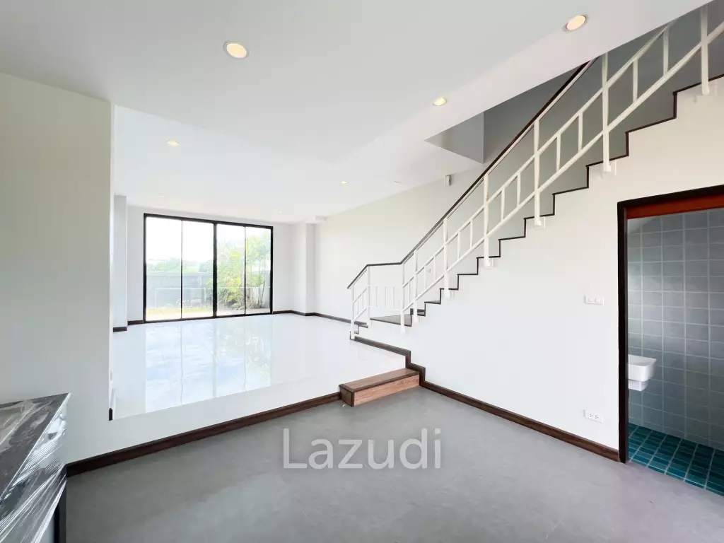 Townhouse with garden in Hua Hin Country hill 1