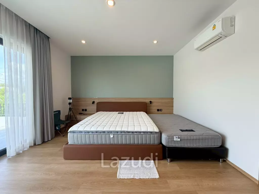 Modern Luxury 2-Story Estate near Mabprachan Lake, Pattaya