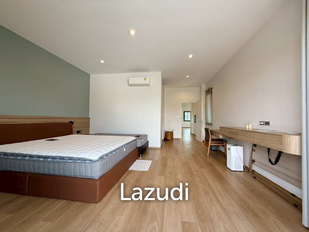 Modern Luxury 2-Story Estate near Mabprachan Lake, Pattaya
