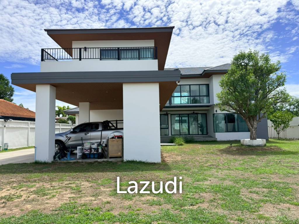 Modern Luxury 2-Story Estate near Mabprachan Lake, Pattaya