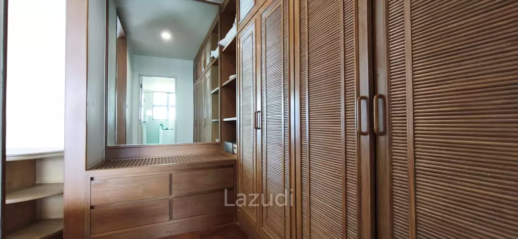 Grand Ocean Front Living at Royal Cliff Garden, Pratumnak