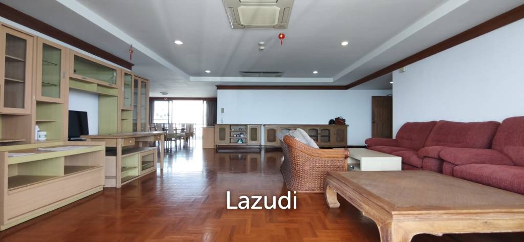 Grand Ocean Front Living at Royal Cliff Garden, Pratumnak