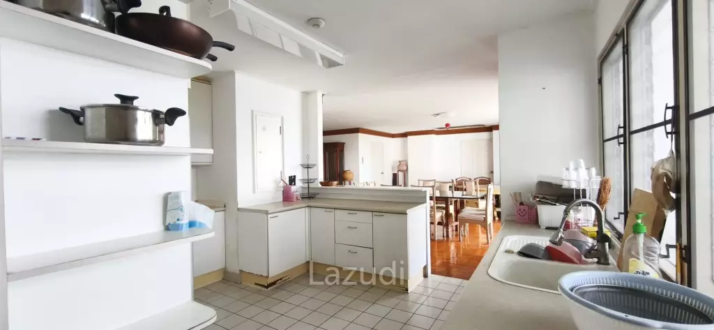 Grand Ocean Front Living at Royal Cliff Garden, Pratumnak