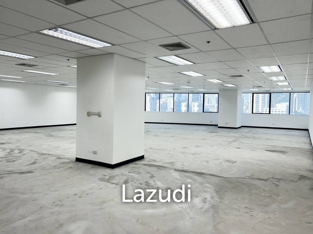 233 sqm open plan office Ital Thai Tower Bang Kapi Huai Khwang
