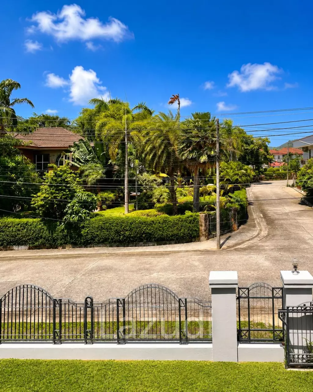Pet-Friendly Family House for Rent Near BCIS Phuket