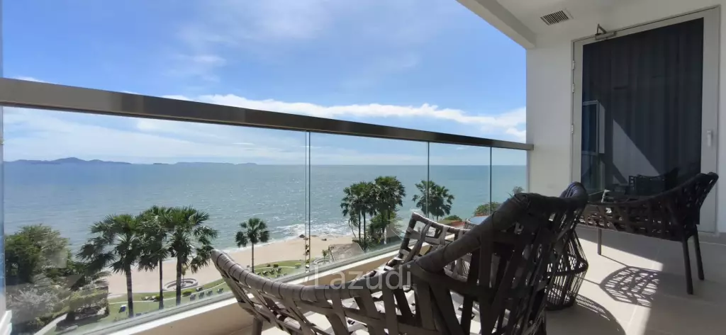 Luxurious Beachfront Living at The Palm Wongamat