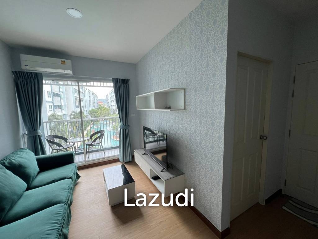The Trust Condo: 34 sqm Pool View Condo on 4th Floor