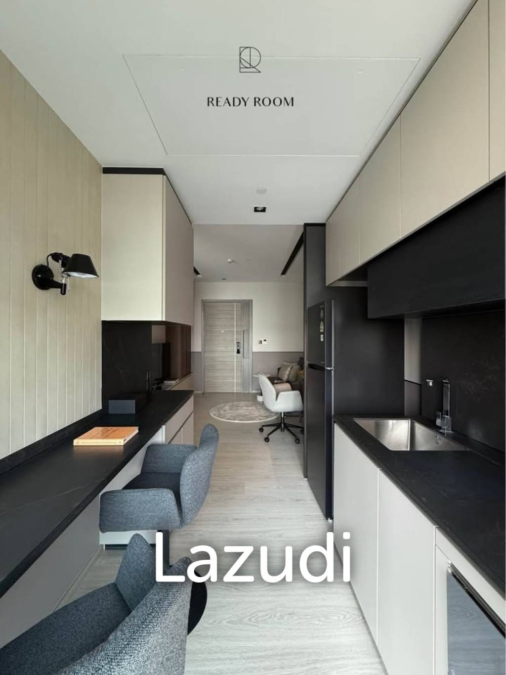 45 sqm modern 1 bedroom condo on 10th floor at The Room Sukhumvit 38 Phra Khanong