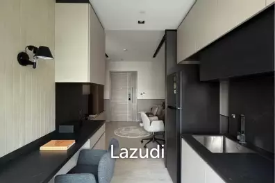 45 sqm modern 1 bedroom condo on 10th floor at The Room Sukhumvit 38 Phra Khanong