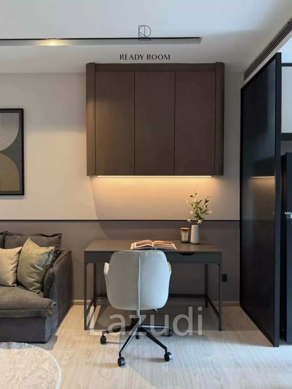 45 sqm modern 1 bedroom condo on 10th floor at The Room Sukhumvit 38 Phra Khanong