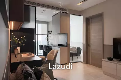 45 sqm modern 1 bedroom condo on 10th floor at The Room Sukhumvit 38 Phra Khanong