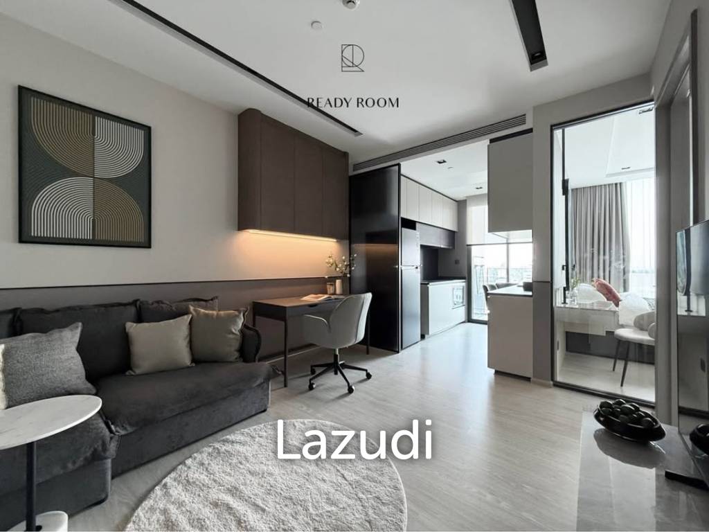 45 sqm modern 1 bedroom condo on 10th floor at The Room Sukhumvit 38 Phra Khanong