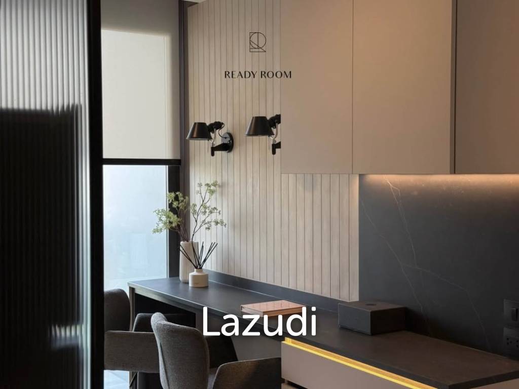 45 sqm modern 1 bedroom condo on 10th floor at The Room Sukhumvit 38 Phra Khanong