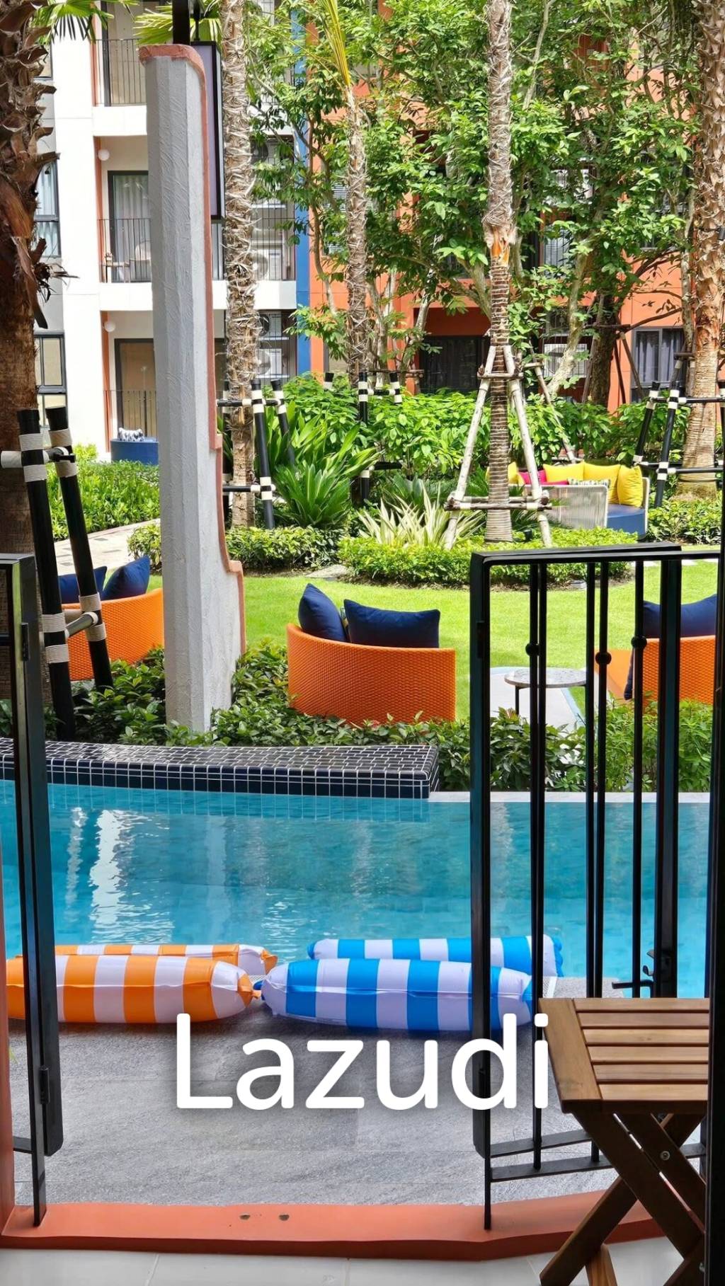 Cabanas : Modern 2BR Tropical Design with Pool Access.