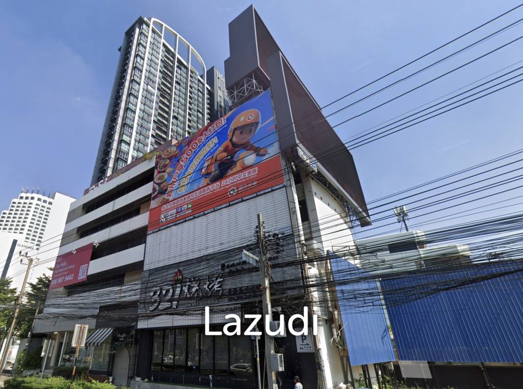 1000 sqm 5-storey commercial building in Huai Khwang Bangkok freehold