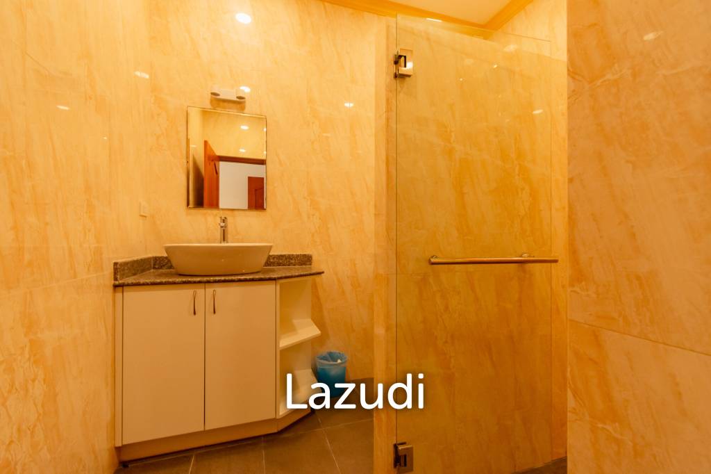 SPACIOUS 4-BEDRROOMS POOL VILLA WITH GUEST HOUSE