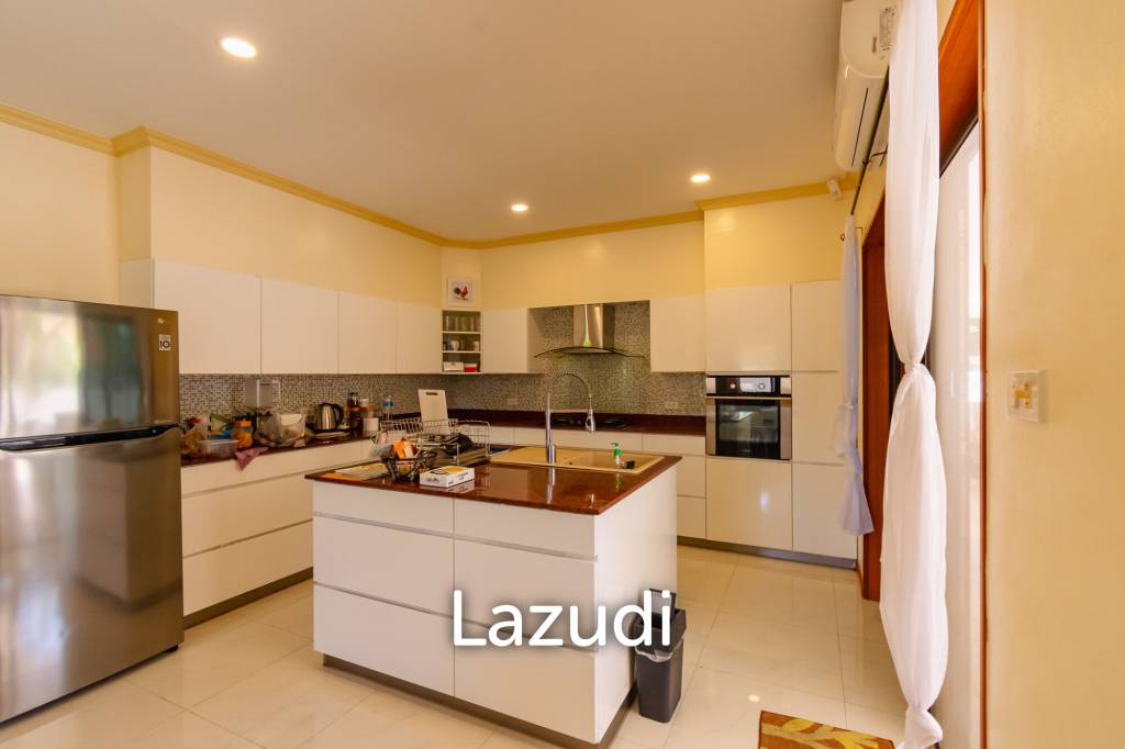 SPACIOUS 4-BEDRROOMS POOL VILLA WITH GUEST HOUSE