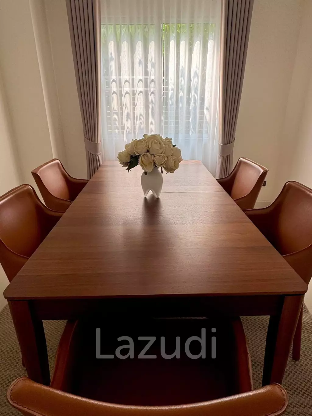 4 Bedrooms House for Rent near international school