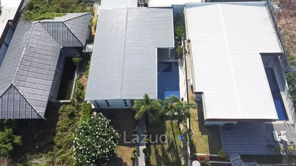 Modern 4BR Pool Villa with  Garden in Hua Hin